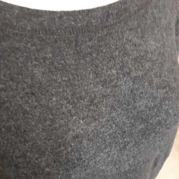 Felina Crew Neck Top - Picture 6 of 11